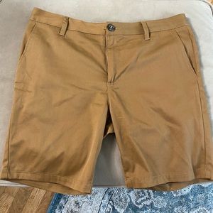 Men’s Blue Crown Slim Chino Short